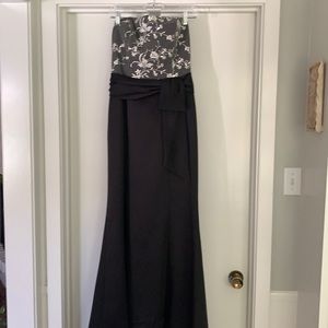 Strapless gown cream lace bodice/black satin